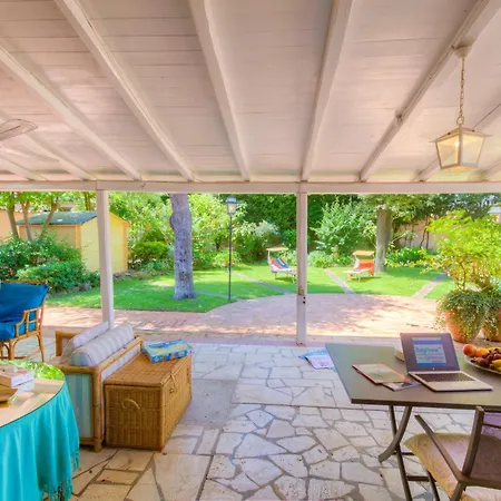 Luxury - Garden & Pool For 11 Guests * Fregenae